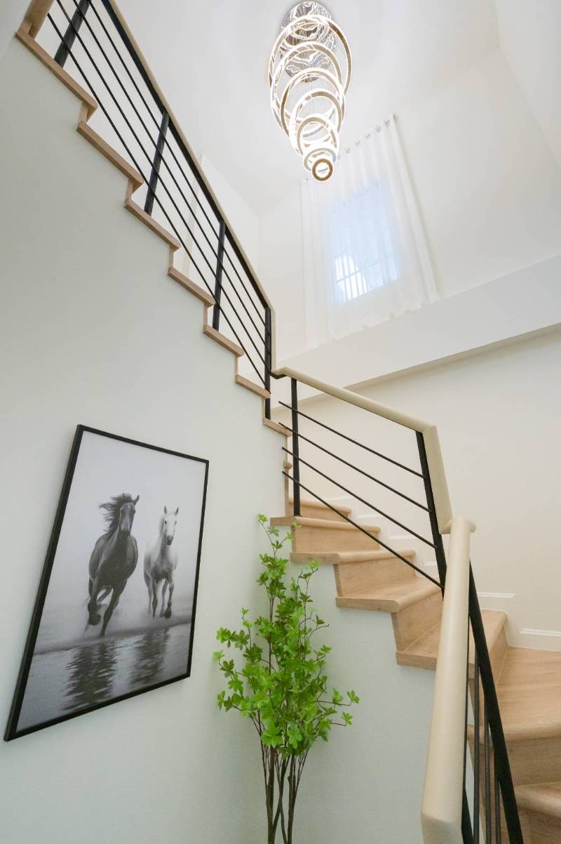 Gallery 19