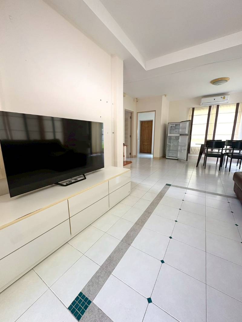 Gallery 4