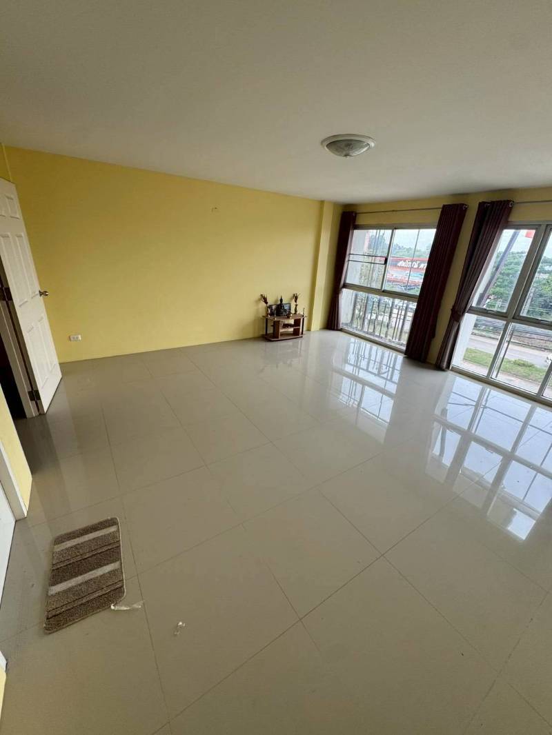 Gallery 7