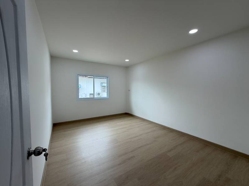 Gallery 14